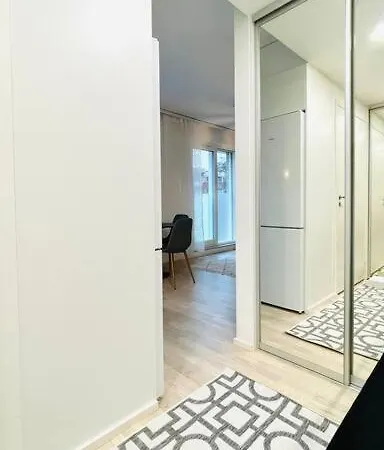 Cozy Studio, Easy Access To And Near Shopping Center