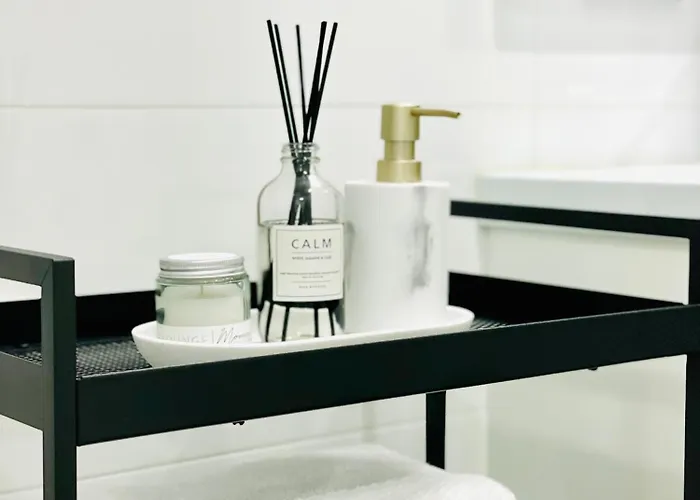 Cozy Studio, Easy Access To And Near Shopping Center Διαμέρισμα *